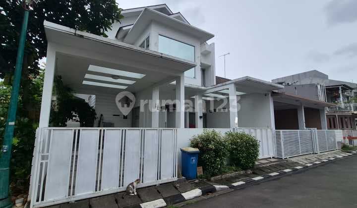 Dijualrumahmewahdan Siap Huni di Jatjatiasih.bekasi Selatan.