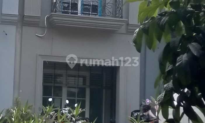 Di Sewakan Ruko 2 Lantai Daerah Komersil