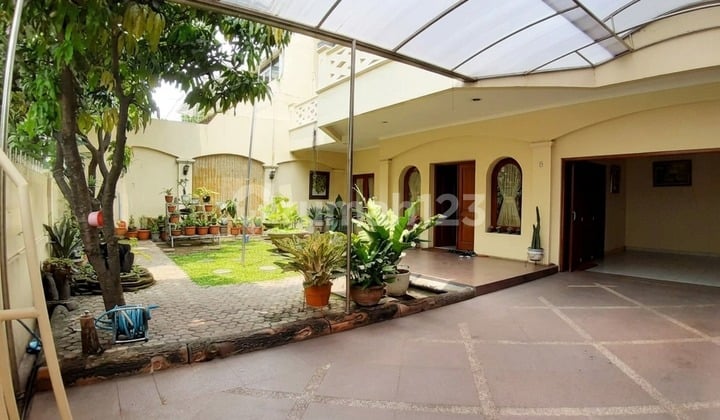 Rumah Siap Huni Luas di Bintaro Pesanggrahan, Harga Nego