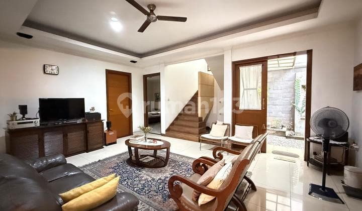 Rumah Cantik Siap Huni di Perumahan Asri Bintaro Sektor 3