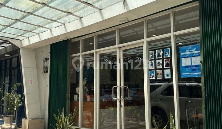 Dijual Ruko 3 Lantai di Pusat Bisnis Bintaro, Lokasi Strategis Pinggir Jalan Utama