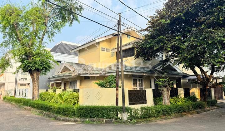 Rumah Hook, Luas dan Siap Huni di Bintaro Sektor 9