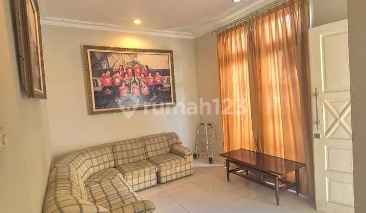 FOR SALE! Rumah Siap Huni ada Halaman Belakang dan Depan di Bintaro Sektor 9