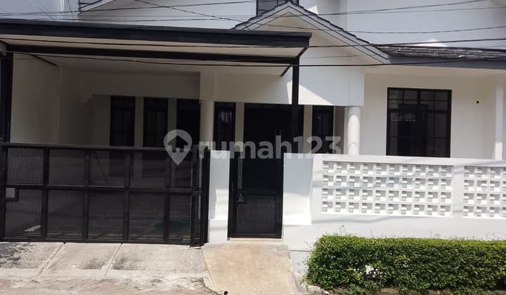 Rumah Baru Hook Siap Huni dengan Lingkungan Asri @Bintaro.