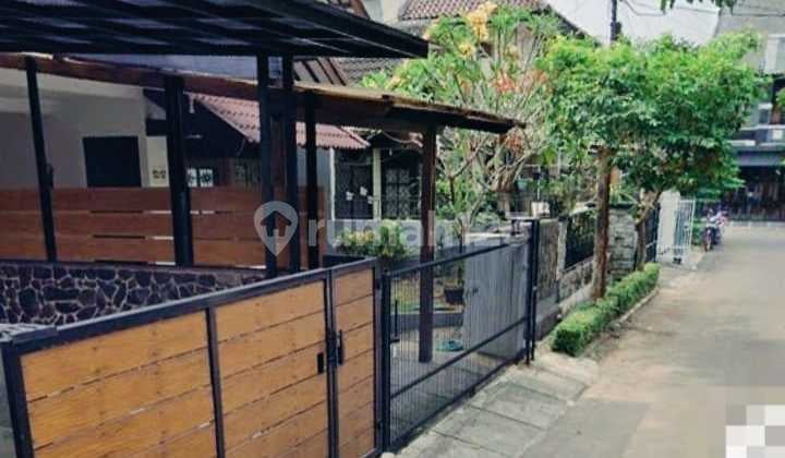 Dijual Rumah Luas Siap Huni di Bintaro Sektor 2, Dekat ke Jaksel!