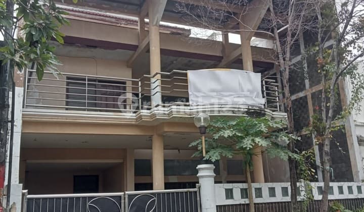 Rumah Dijual Dijalan Tuban Surabaya Pusat