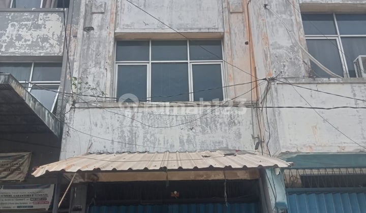 For Rent Shop House on Kalimas Baru Street Surabaya