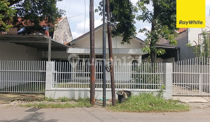 Disewakan Rumah di Jalan Jemursari Surabaya Selatan