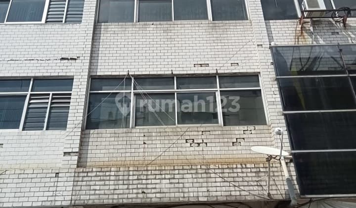 Dijual Ruko 3 Lantai di Pasar Turi Surabaya