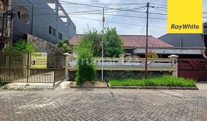 Dijual Rumah Semi Furnish di Manyar Tirtomoyo Surabaya