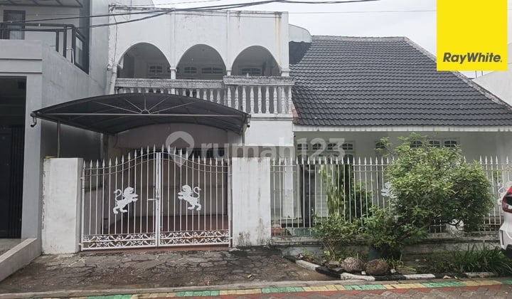 For Sale 2-Story House in Gayungsari Barat, Surabaya