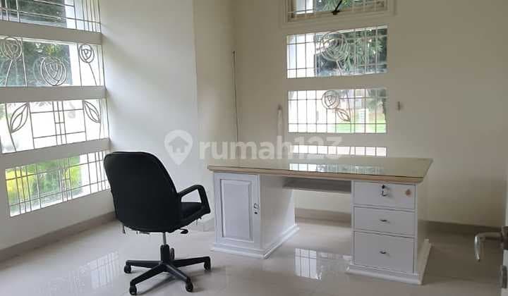 Disewakan Rumah ******** Bagus Dekat Mall Di Gading Serpong, Tangerang
