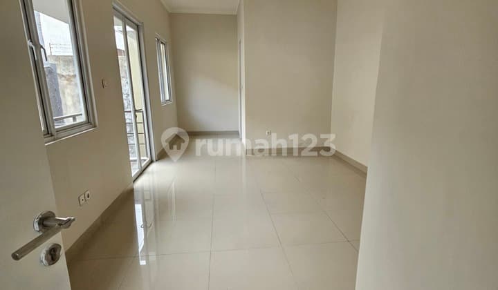 Sewa.cepat Rumah San Lorenzo Paramount Gading Serpong