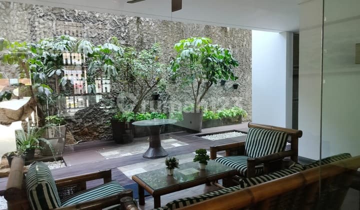 Dijual Rumah Mewah, Harga Oke, Bisa Untuk Kantor, Usaha di Pluit