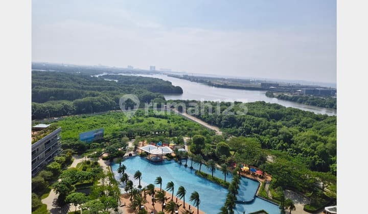 For Sale: Ready-to-Occupy Good Gold Coast Apartment at PIK