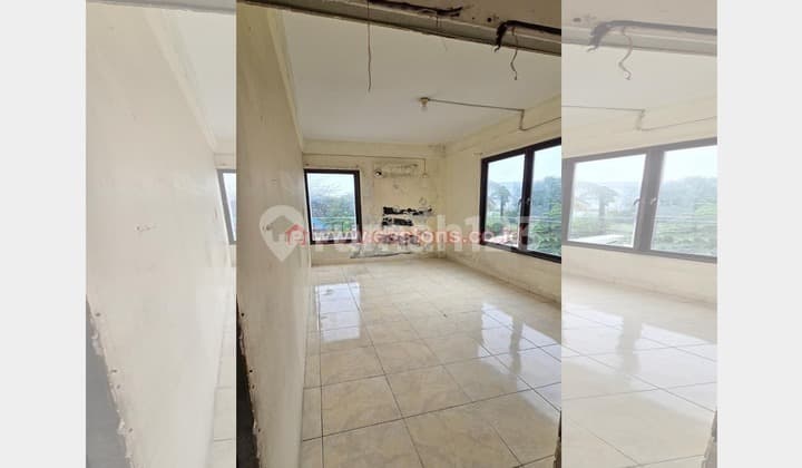 For Rent Strategic Shop House Near Airport in Villa Taman Bandara, Tangerang