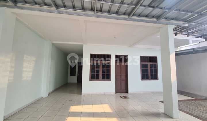 Rumah Bergaya Minimalis di Jatibening Bekasi