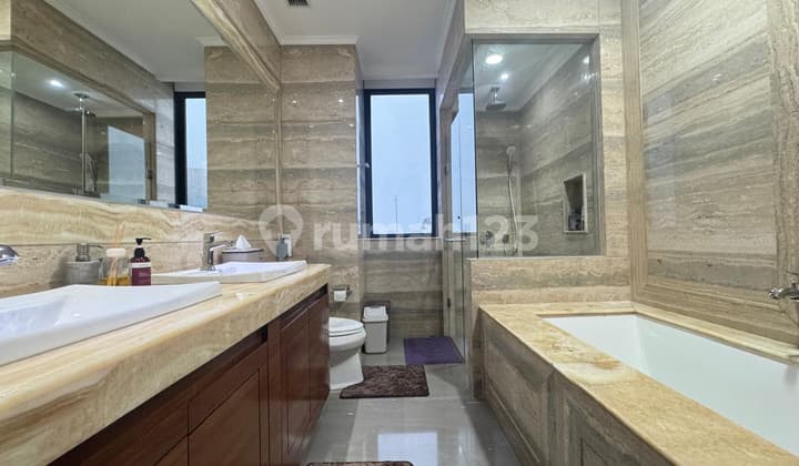 Luxury Apartment in the Heart of Jakarta