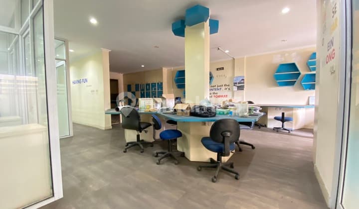 Mini Building Serbaguna Cocok Untuk Berbagai Usaha Dan Kantor