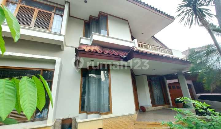 Rumah Mewah Lahan Luas di Bintaro Sektor 2