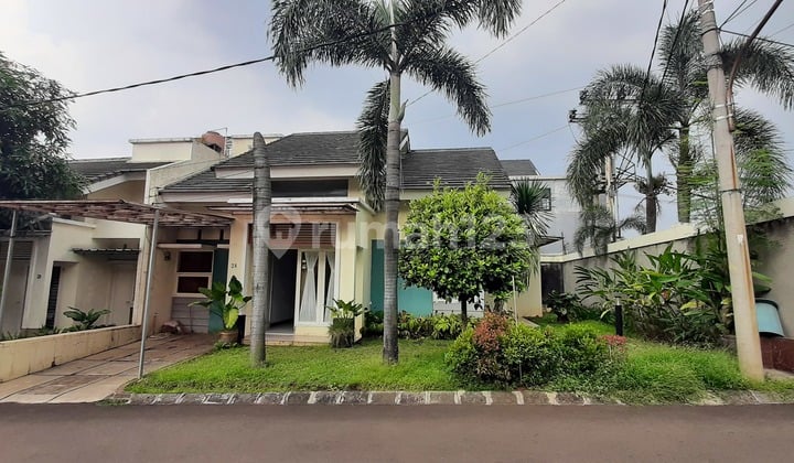 Rumah Asri 1 Lantai Dalam Perumahan di Pinggir Jalan Raya dan Dekat Akses Tol