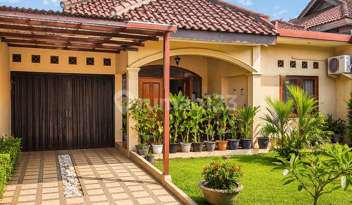 Rumah 1 Lantai Luas di Cinere Halaman Depan Belakang Super Lapang