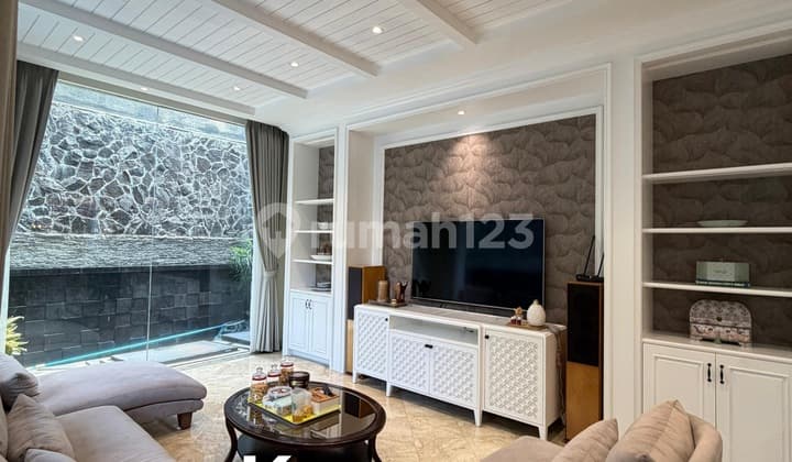 Full Furnished, Rumah, 2 Lantai, SHM, Bebas Banjir