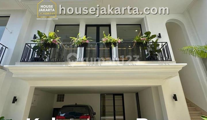 House, 3 Floors, Freehold Certificate, Near KRL Access, Flood-Free