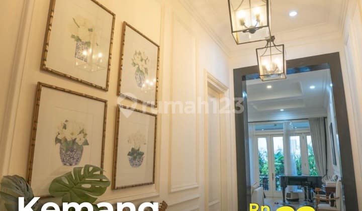 Rumah Bagus Semi Furnished SHM Kemang, Jakarta Selatan