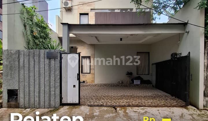 Rumah Bagus Semi Furnished SHM Pejaten, Jakarta Selatan