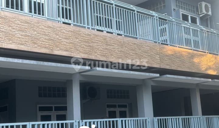 Siap Huni, Rumah, 2 Lantai, SHM, bisa KPR