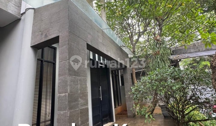 Rumah Bagus Semi Furnished SHM Bangka, Jakarta Selatan