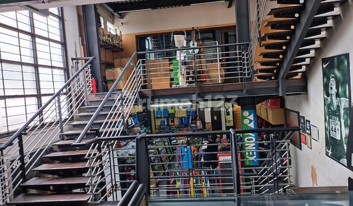 Dijual Ruko 5 Lantai Garasi Luas di Jalan Merdeka Bandung