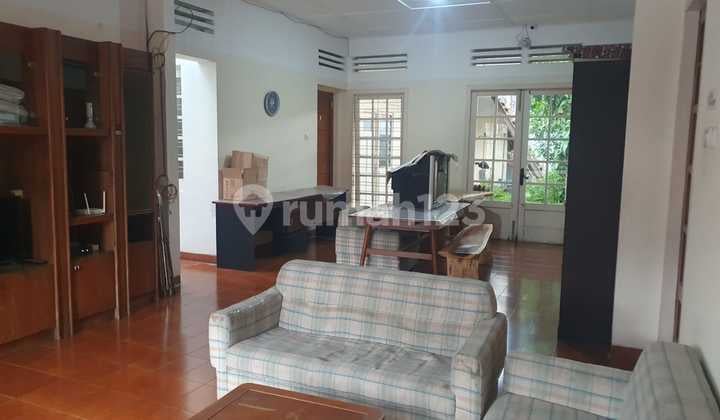 Rumah Disewa Luas SHM Area Gasibu Bandung