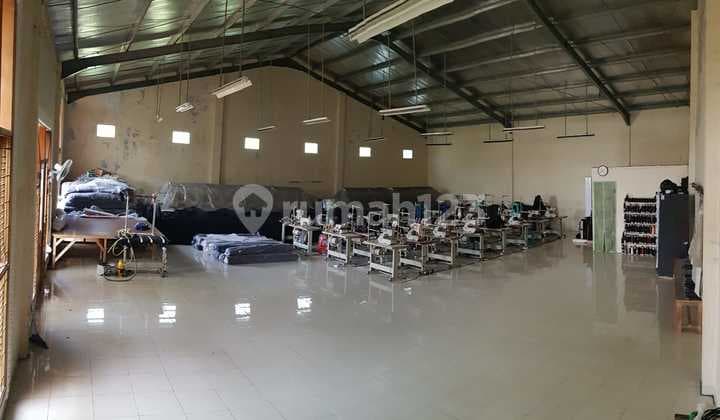 Ruang Produksi Konveksi Ada Mushola Area Rajapolah Tasikmalaya