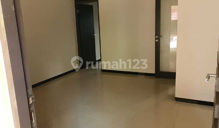 Rumah Murah 2 Lantai Ada Kamar Pembantu di Sharon Timur Raya