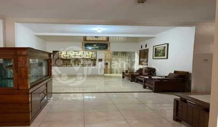 Dijual Rumah 2 Lantai Ada Water Heater, Ac Area Margacinta