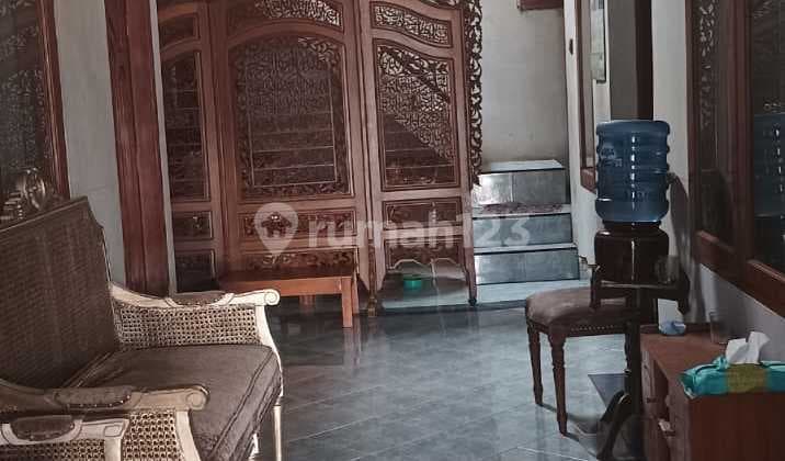 Dijual Rumah Strategis Pinggir Jalan Area Kiaracondong Bandung