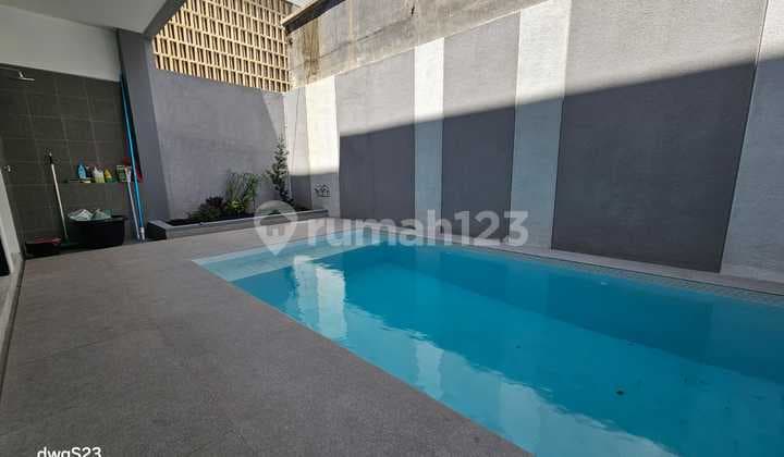 Dijual Villa Kerobokan Bumbak Kuta Utara Harga Nego