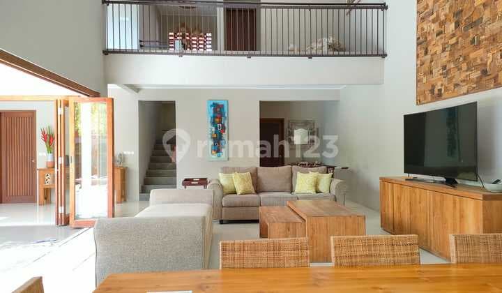 Dijual Luxury Villa Mewah Seminyak Bali Harga Nego