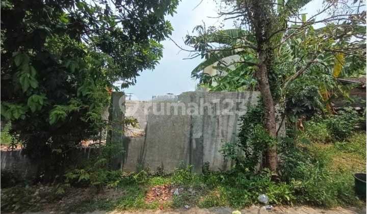 Land Next to School for Quick Sale in Perumahan Kota Serang Baru, Bekasi, West Java