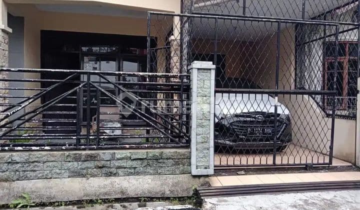 Rumah siap huni ciwastra murah strategis jarang ada