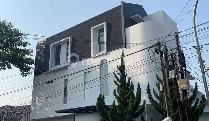 Rumah lux cijagra posisi hook strategis sangat nyaman