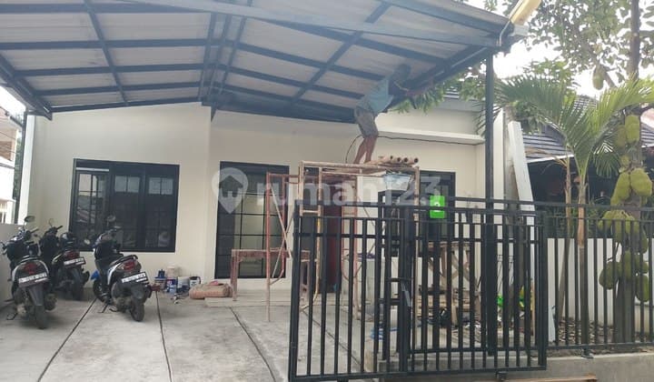 Rumah Hunian Minimalis Nyaman Dalam Komplek Cisaranten
