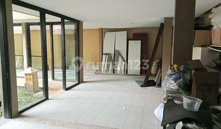 Rumah mainroad surya sumantri strategis good invest jarang ada