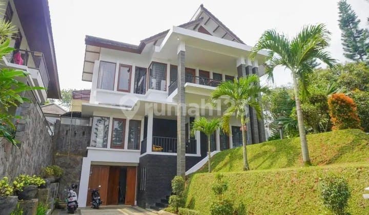Rumah lux murah strategis dago resort jarang ada