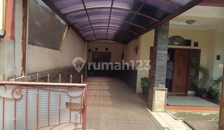 Rumah lux arcamanik lingkungan tenang sangat nyaman