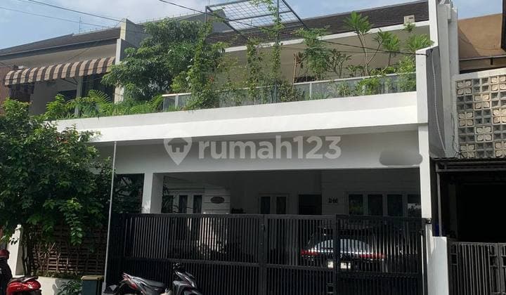Rumah lux batununggal dalam cluster sangat nyaman