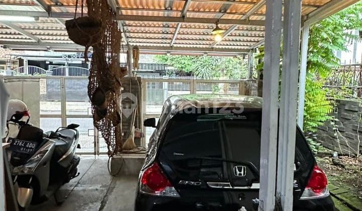 Rumah Strategis Akses Main Road Deket Terminal Antapani