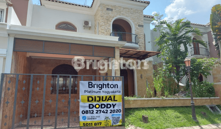 Perumahan Mewah 2 Lantai Dekat Mall Pakuwon Sleman Yogyakarta .